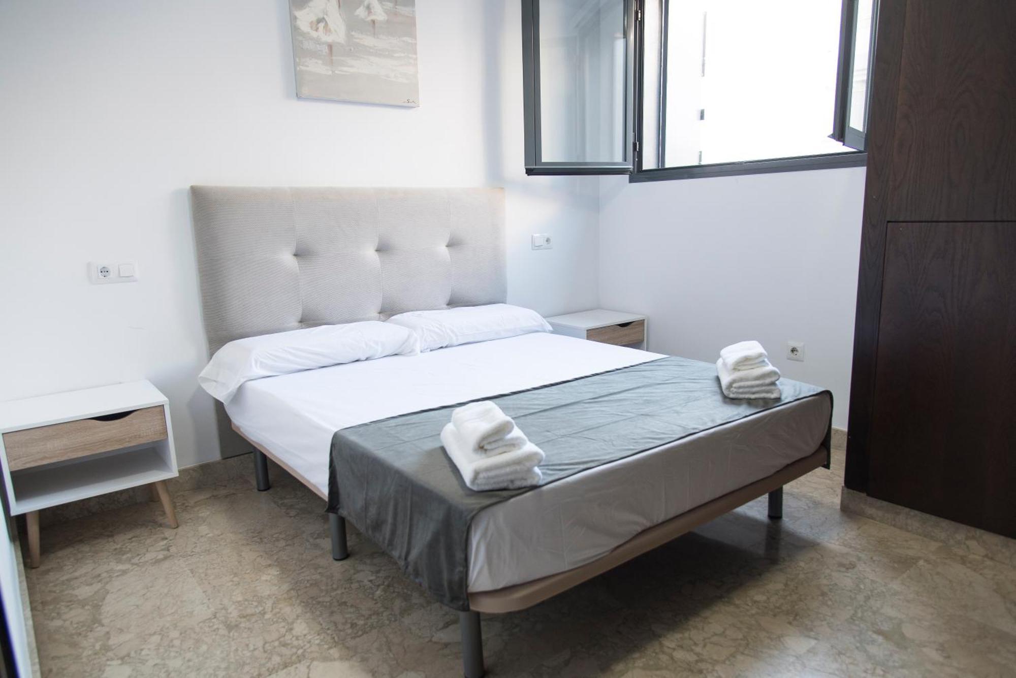 Free Parking Duplex Seville Ngoại thất bức ảnh