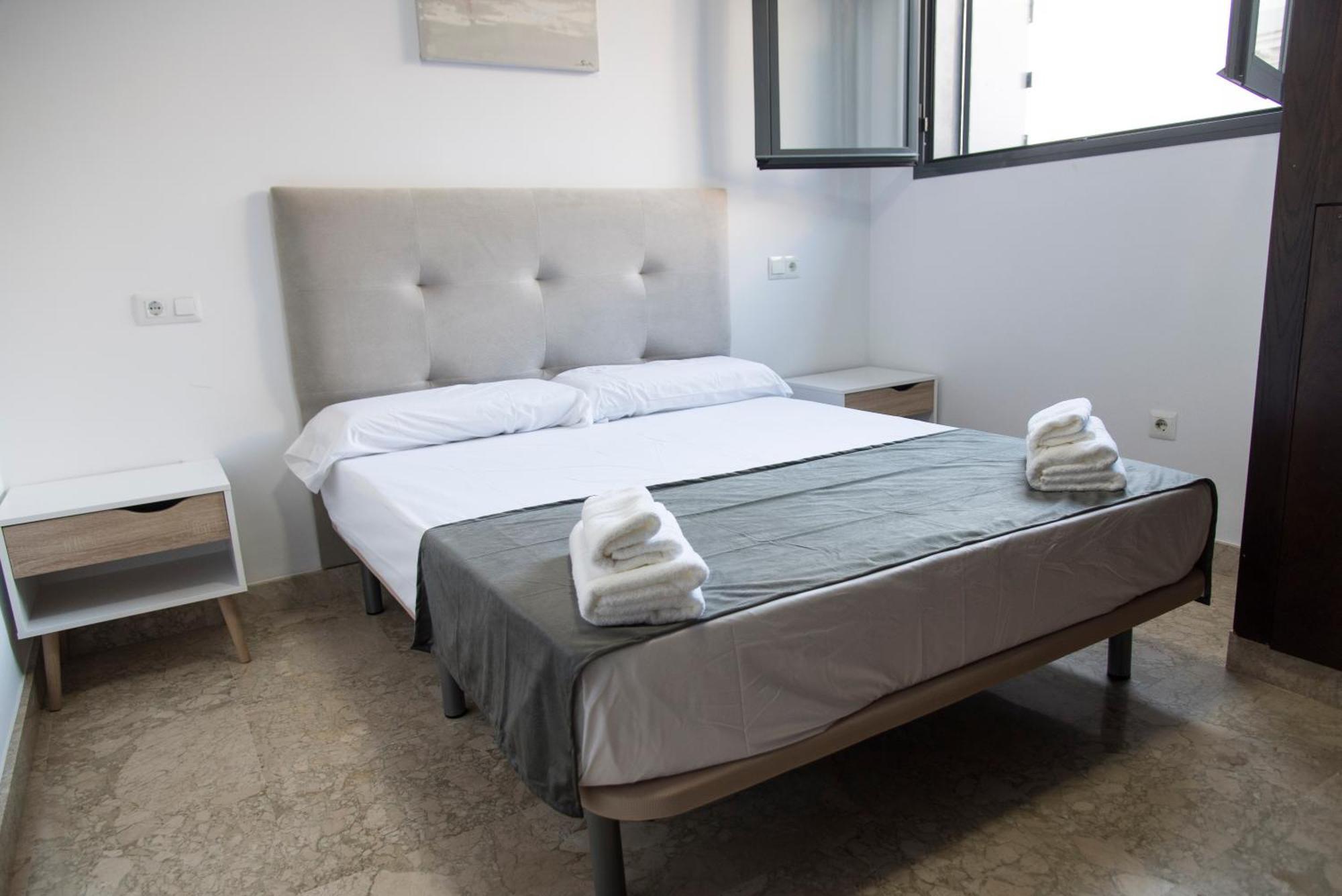 Free Parking Duplex Seville Ngoại thất bức ảnh