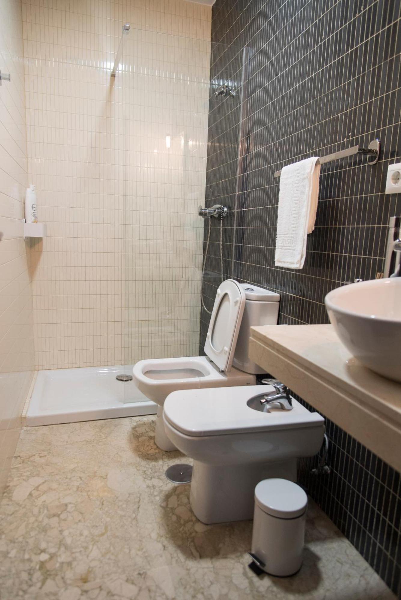 Free Parking Duplex Seville Ngoại thất bức ảnh