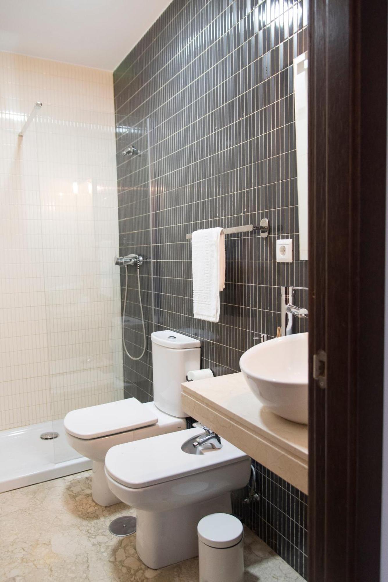 Free Parking Duplex Seville Ngoại thất bức ảnh